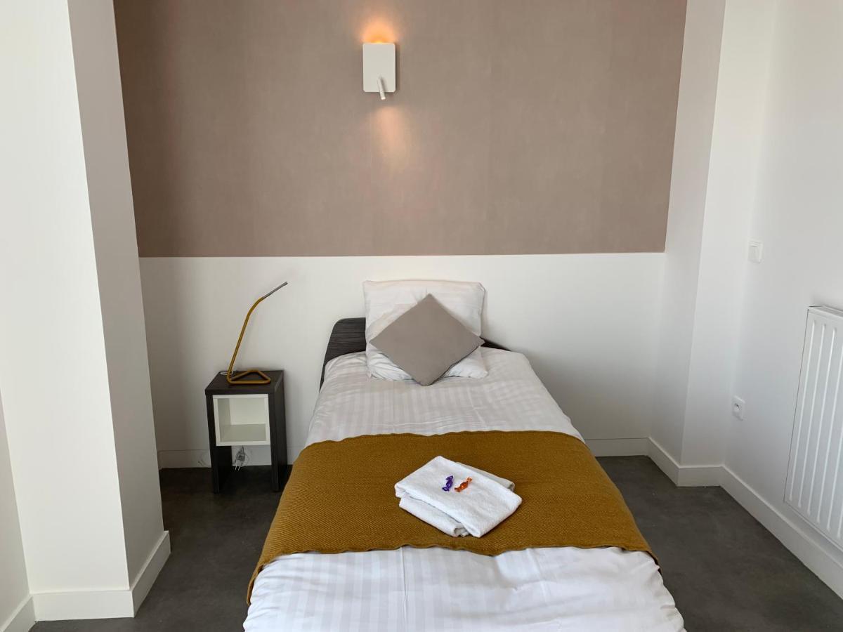 Moov'Appart Hotel Clichy Exterior foto